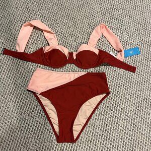 Escaping Underwire Bikini Top & Colorblock Bottoms Set